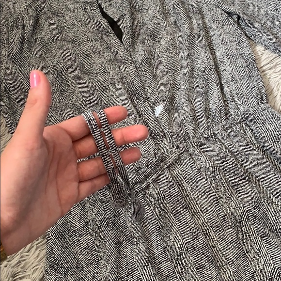 Black & white dress - Picture 2 of 3